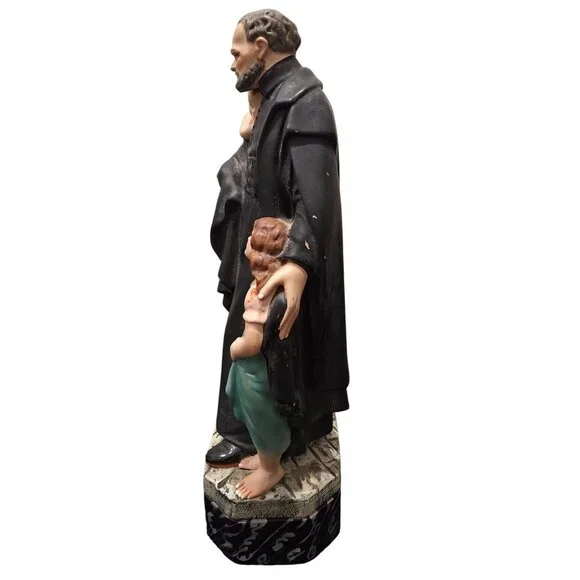 Vintage St. Vincent De Paul Patron Saint of Charitable Societies 8" Figurine - Picture 4 of 7